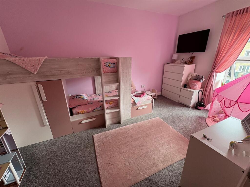 Additional image 8 of Ford Hill, Queensbury