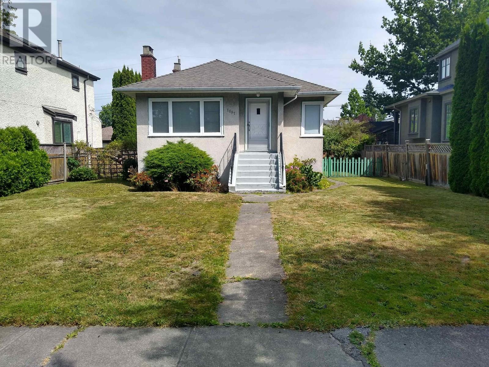 2637 W 21ST AVENUE|Vancouver, British Columbia V6L1K2