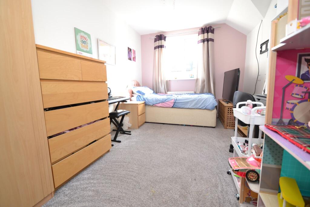 Additional image 17 of Lodge Road, Thackley,