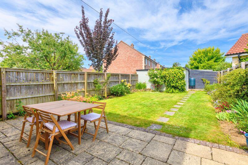 Additional image 12 of Holt