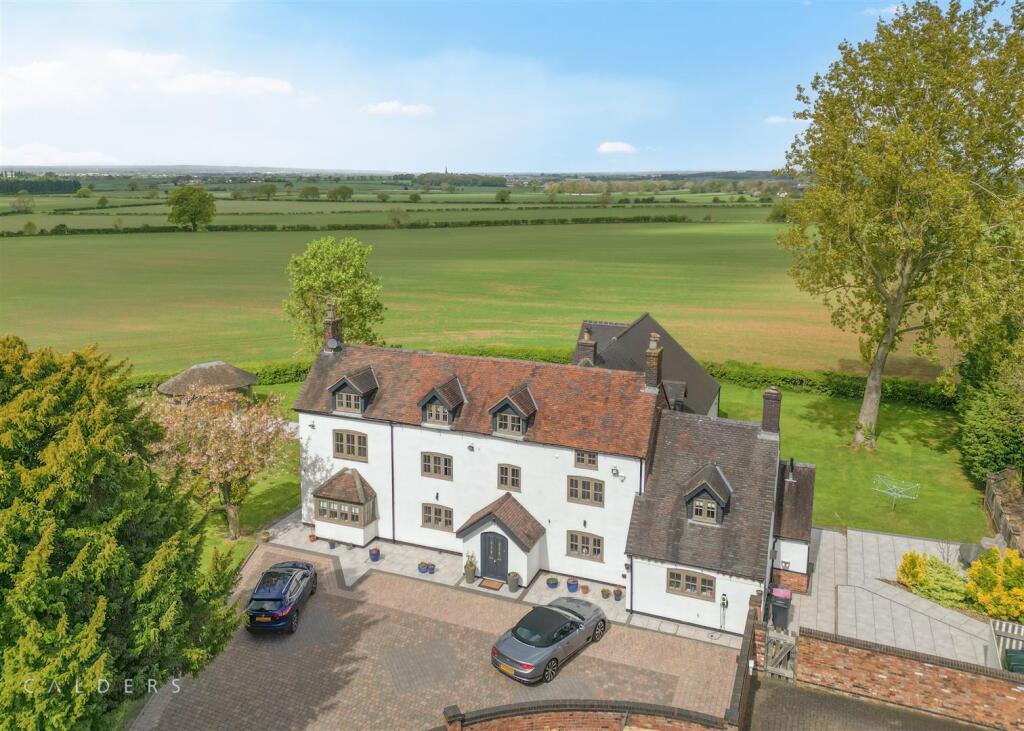 Clifton Road, No Mans Heath, Tamworth