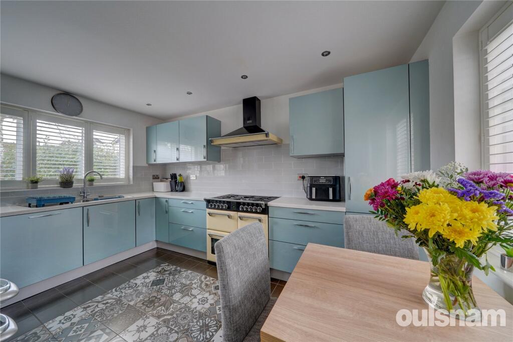 Additional image 8 of Julian Close, Catshill, Bromsgrove, Worcestershire, B61