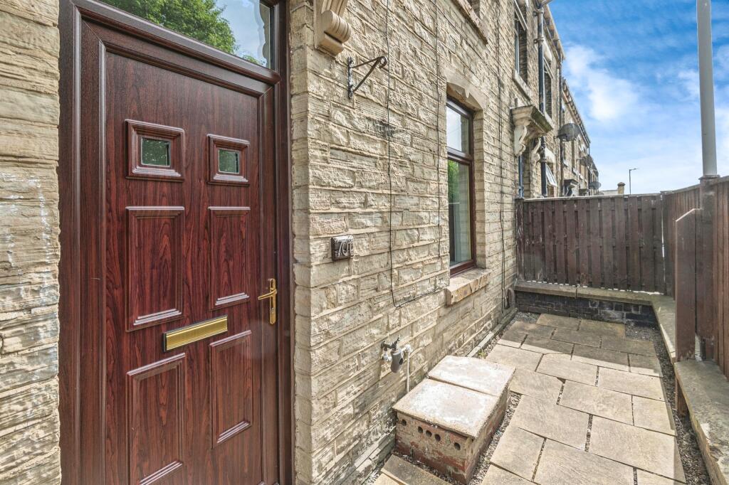 Additional image 15 of Cleckheaton Road, Oakenshaw, Bradford