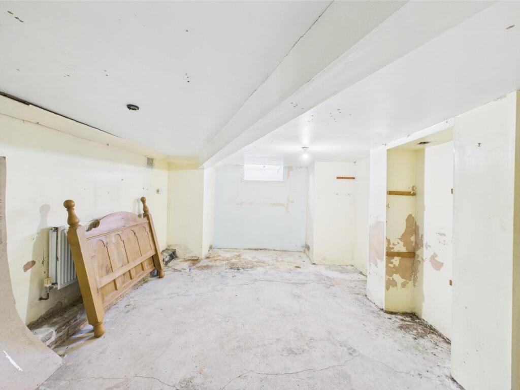 Additional image 16 of Bargrange Avenue, Shipley