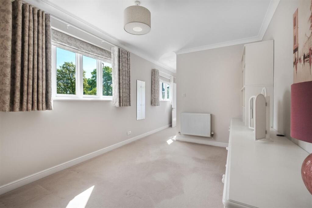 Additional image 51 of Selwyn Walk, Little Aston, Sutton Coldfield