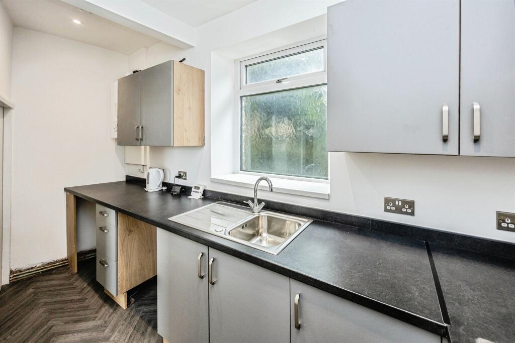 Additional image 9 of Moor Close Lane, Queensbury, Bradford