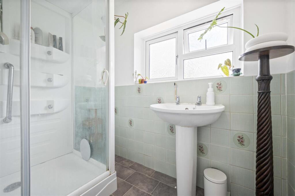 Additional image 11 of Hadrians Walk, Alcester