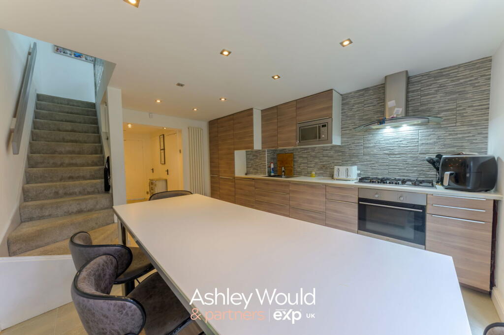 Additional image 24 of Merton Close, Oldbury, B68 8NG