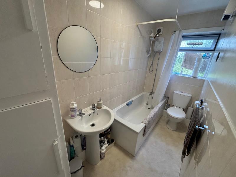 Additional image 6 of 12 Ghyll Lodge, BD16 1NH