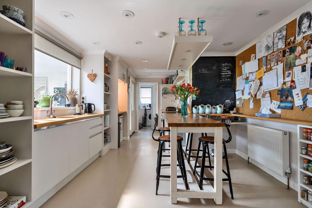 Additional image 6 of The Grange, Bratton Road, West Ashton, BA14 6AZ