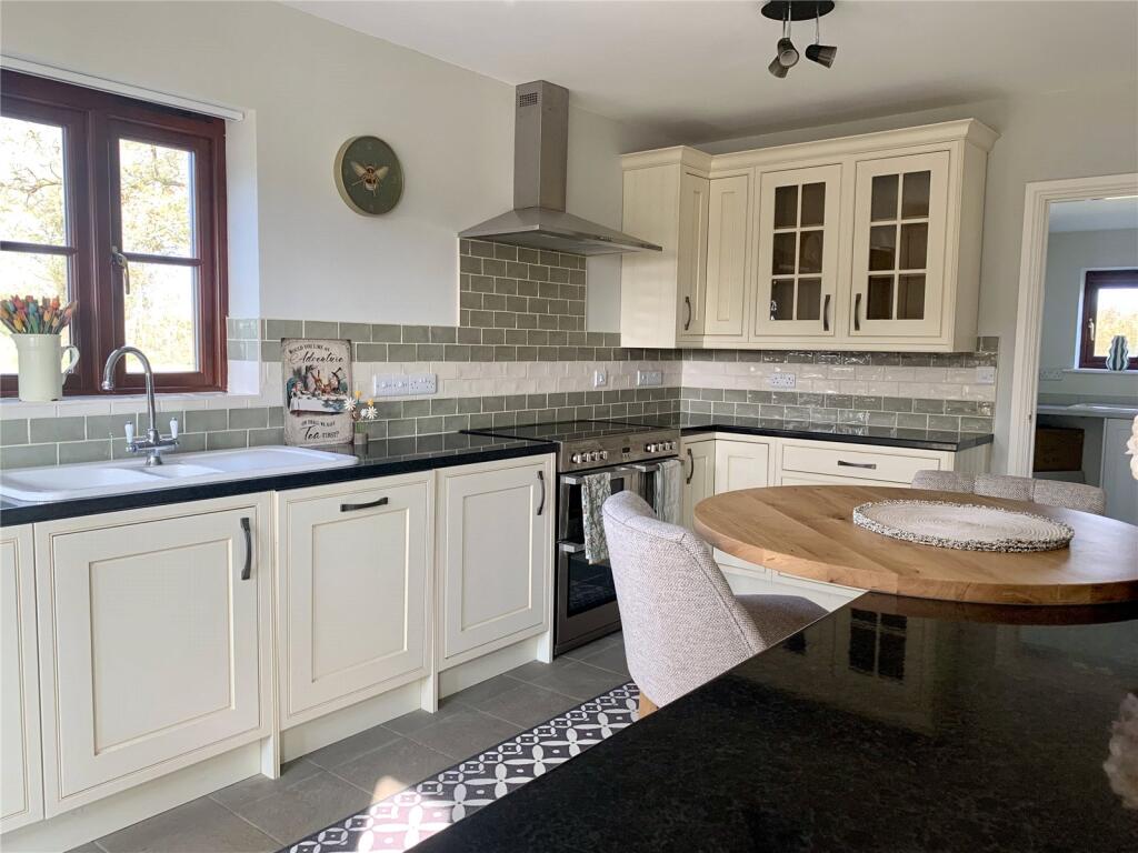 Additional image 7 of Southwood, Glastonbury, Somerset, BA6