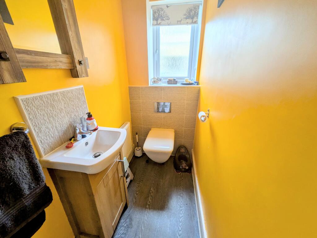 Additional image 6 of Tempest Close, Bradford, BD13