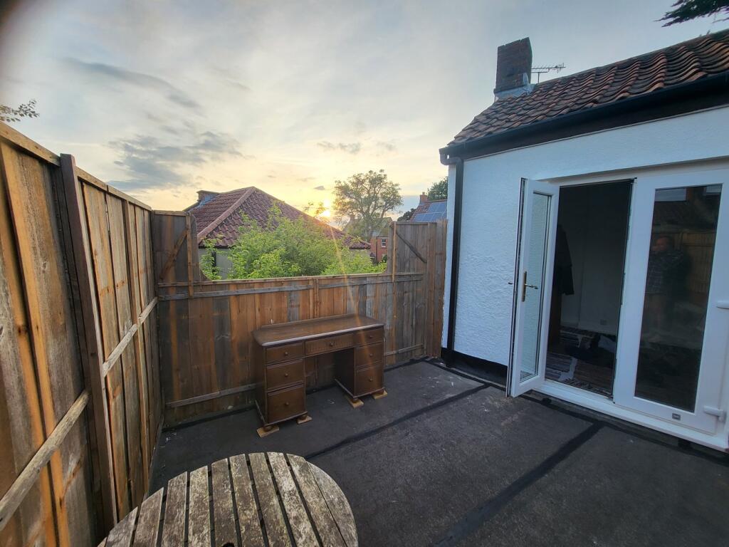 Additional image 18 of Bove Town, Glastonbury, BA6