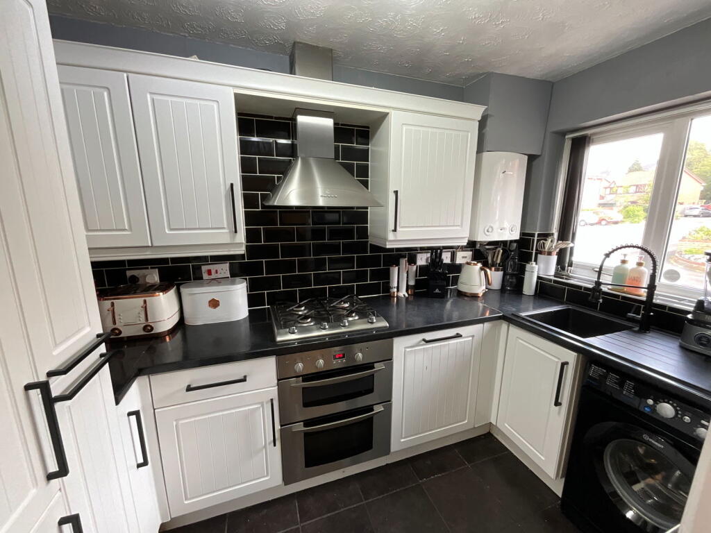 Additional image 5 of CRADLEY HEATH, Fieldfare Close