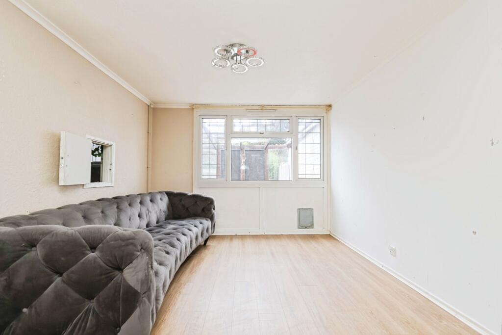 Additional image 4 of Yardley Close, Oldbury, Sandwell, West Midlands, B68