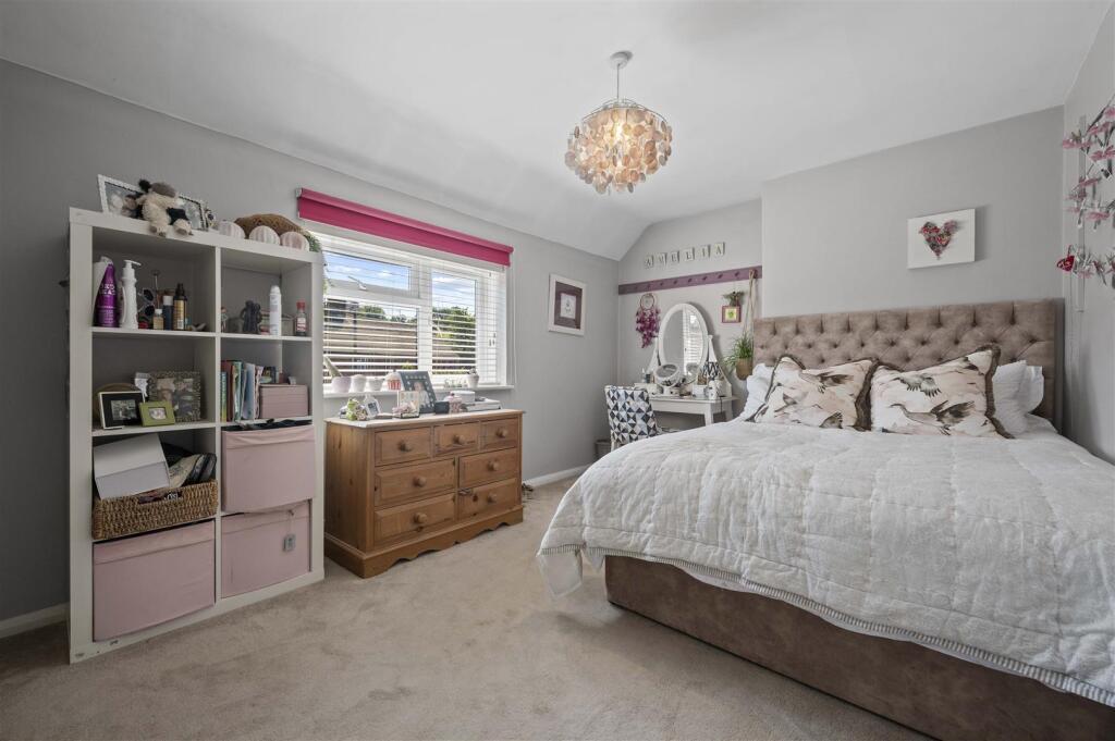 Additional image 14 of Meadow Road, Henley-In-Arden