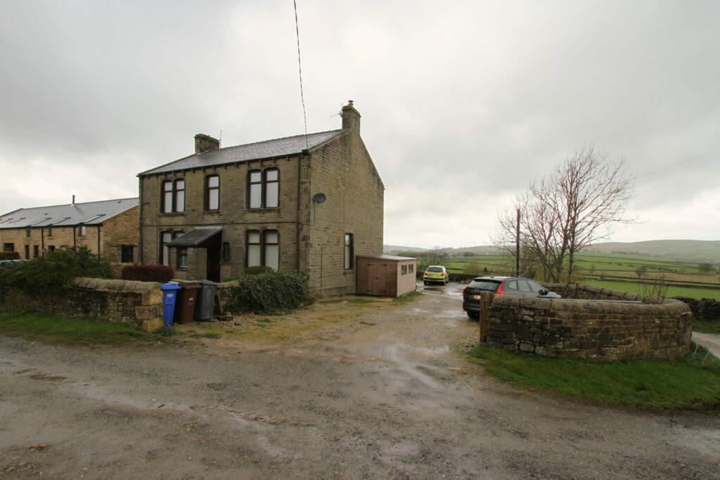 Additional image 19 of 4 bedroom detached farmhouse for sale – Little Thorn Edge Farm, Trawden, BB8 8QA