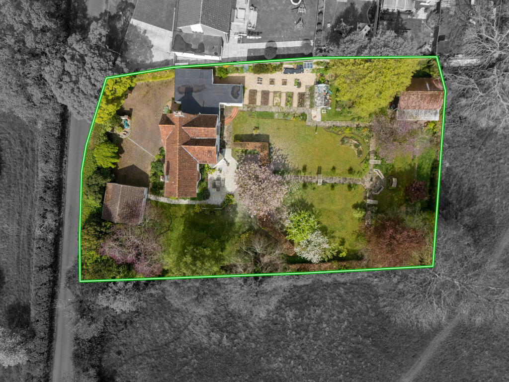 Additional image 23 of Burleigh Lane, Street