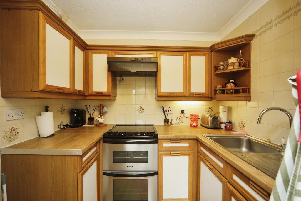 Additional image 2 of Malin Court, Alcester