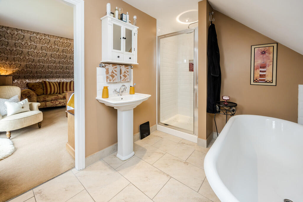 Additional image 30 of Jonscroft, Queensbury