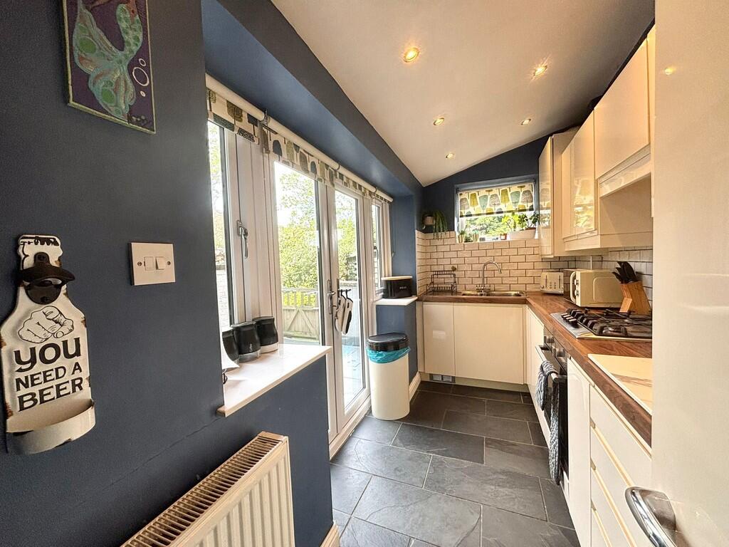 Additional image 28 of Northfield Terrace, Queensbury, Bradford