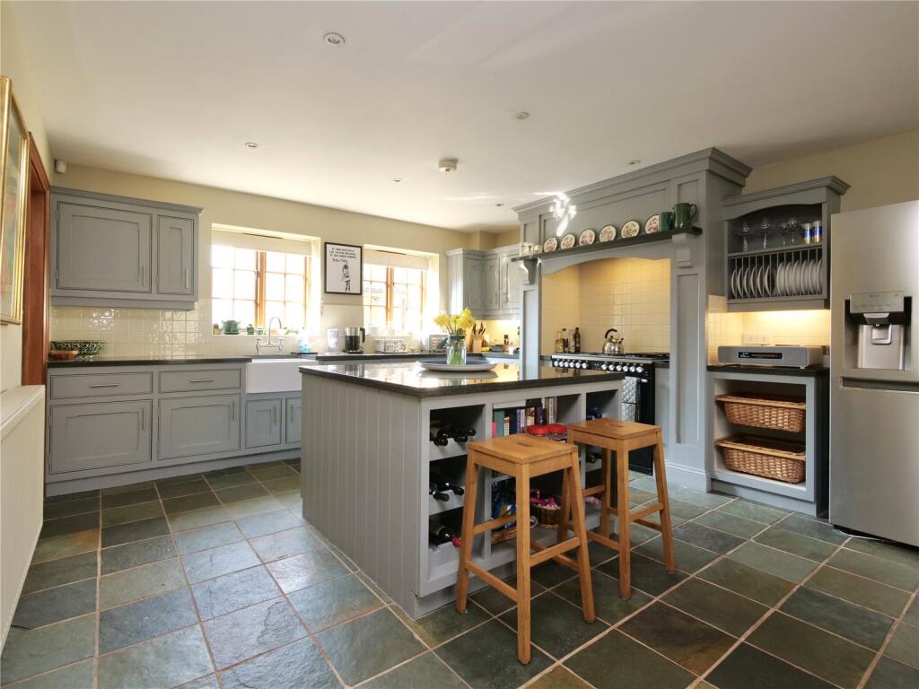 Additional image 4 of Modern Six-Bedroom Home In Darshill With Lots Of Character