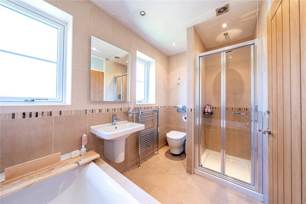 Additional image 38 of Carnoustie, Tamworth, Staffordshire, B77