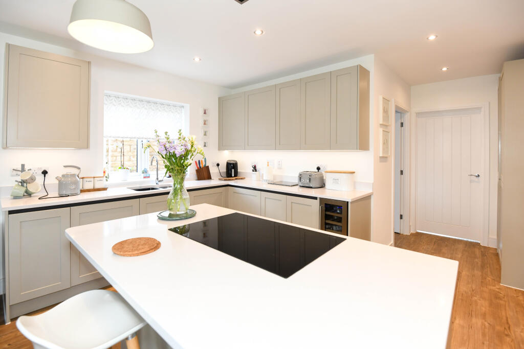 Additional image 8 of Kendall Lane, Semington