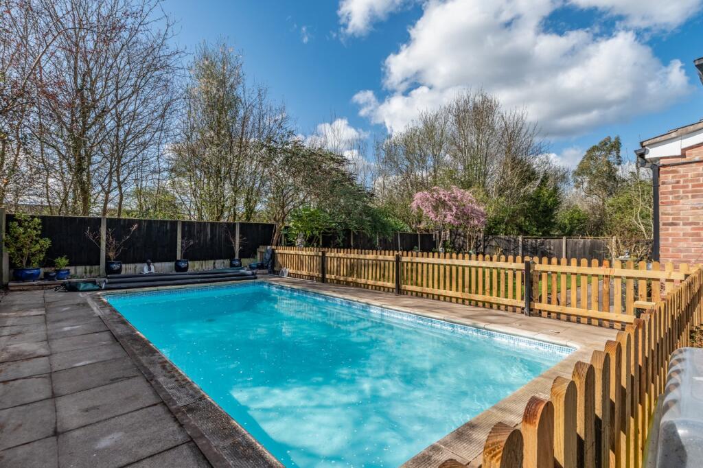 Additional image 20 of Longhope Close, Winyates Green, Redditch, B98