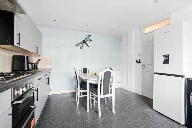 Additional image 4 of Kingley Avenue, Alcester, B49