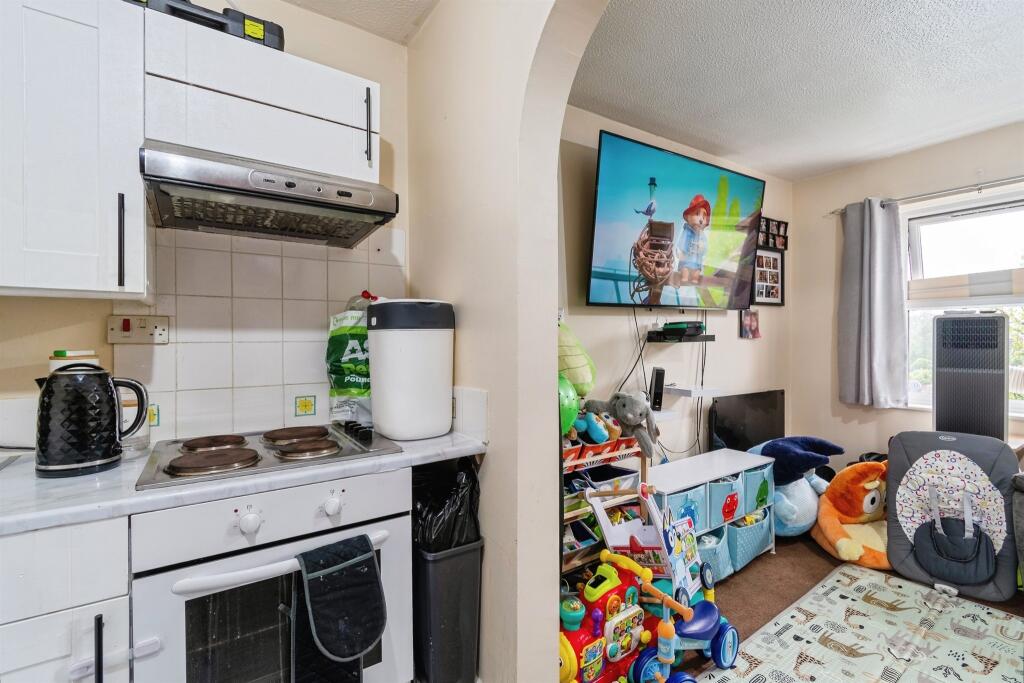 Additional image 4 of Drynham Road, TROWBRIDGE