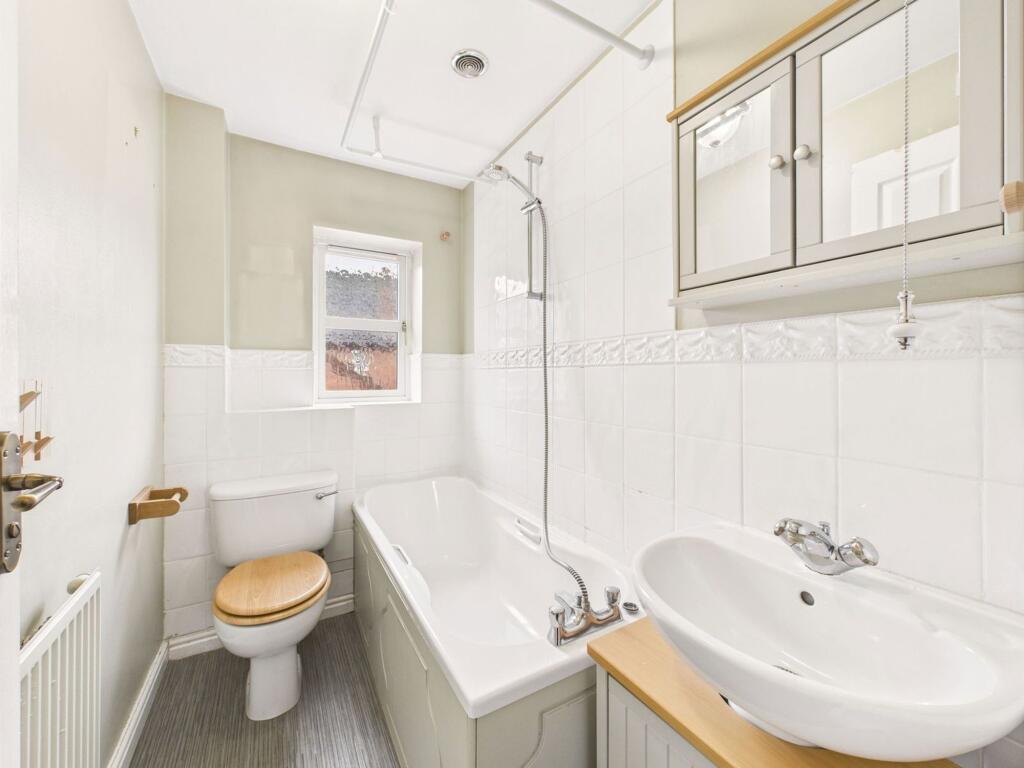 Additional image 10 of Pavilion Gardens, Bromsgrove, B61