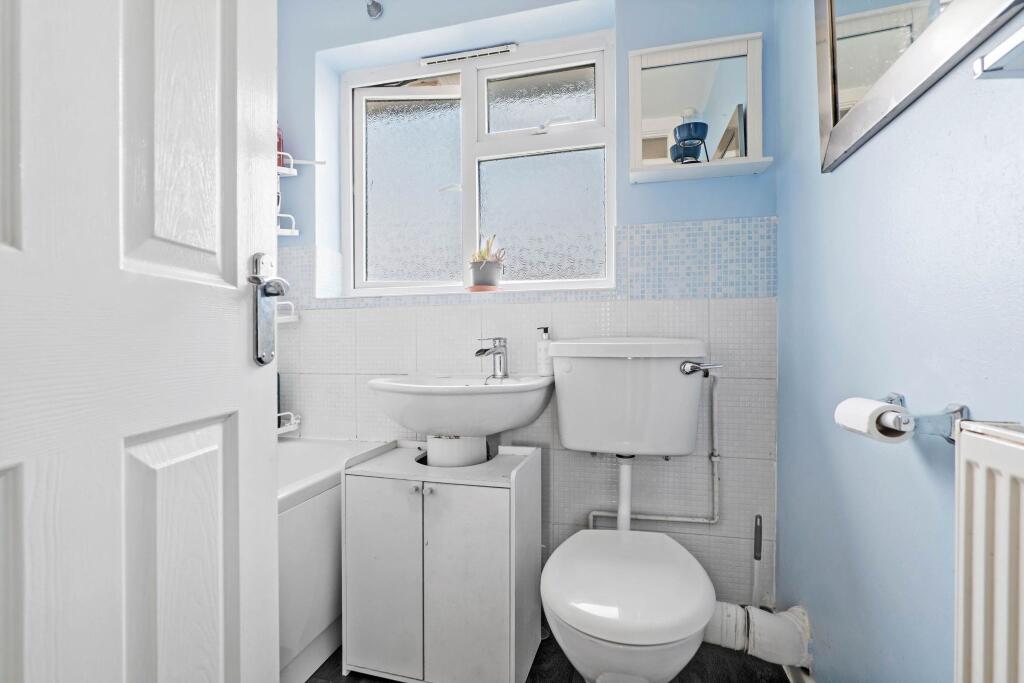 Additional image 9 of Kingley Avenue, Alcester, B49