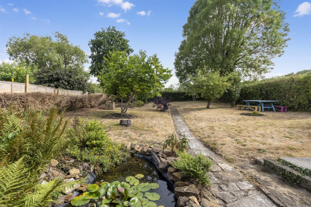 Additional image 25 of Farm Street, Tintinhull, BA22