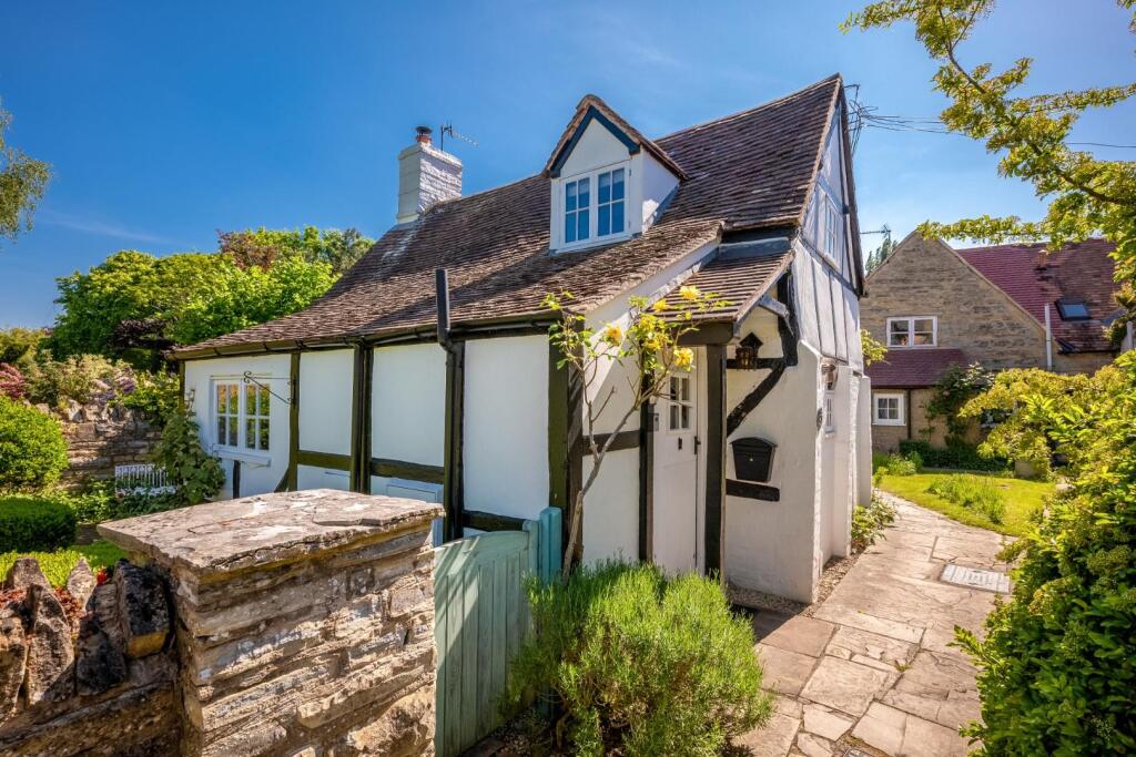 Additional image 16 of 2 The Hamlet, Marlciff, Alcester