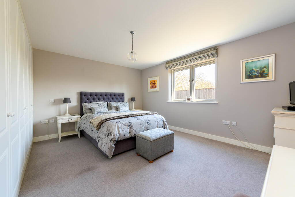 Additional image 15 of Highfields Close, Walton