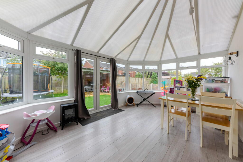 Additional image 6 of Badger Close, Redditch, B98 0JE