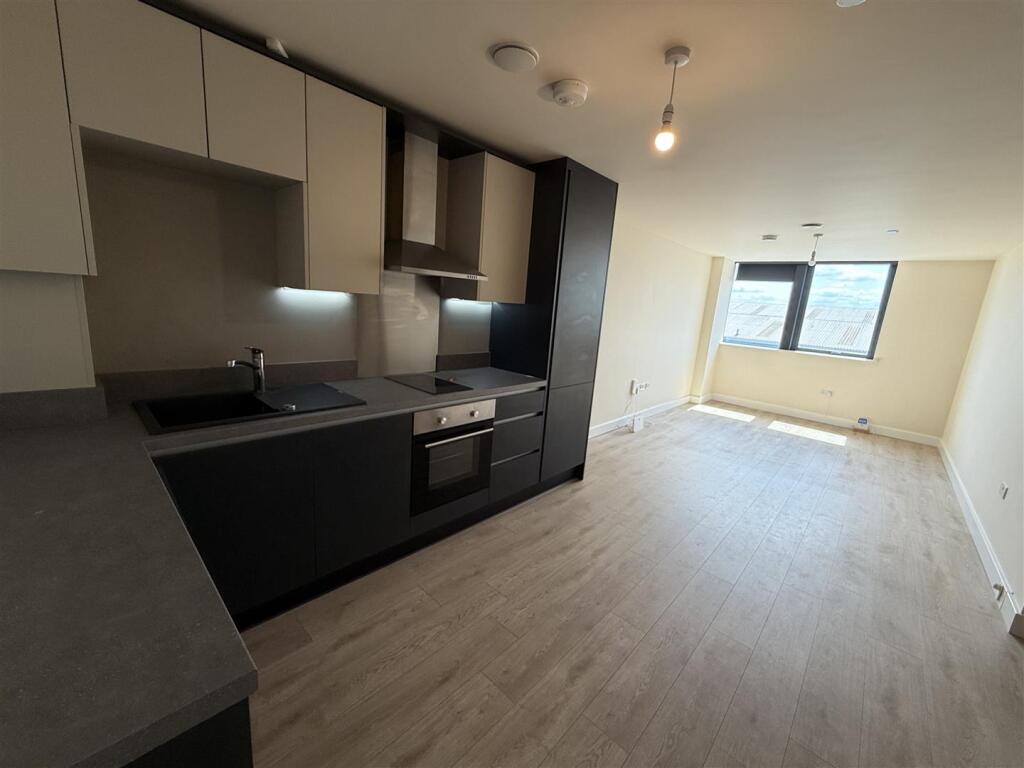 Additional image 7 of Birmingham Road, West bromwich