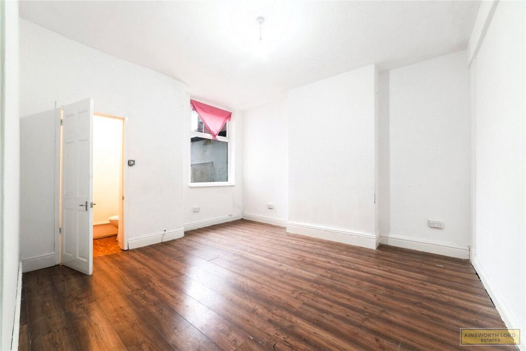 Additional image 5 of ***Blackburn Road, Darwen, Lancashire, BB3