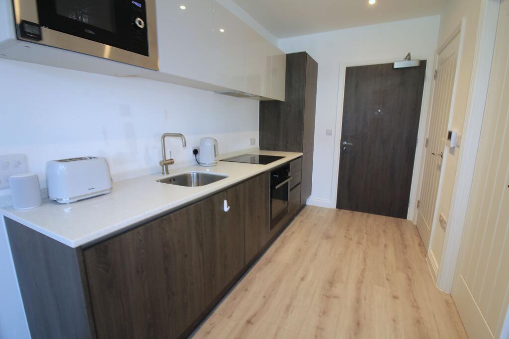 Additional image 7 of Apt 8 Warwick House , Warwick Road, Solihull, B91