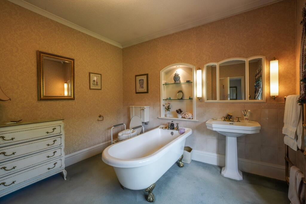 Additional image 13 of Warwick Road, Solihull, B91