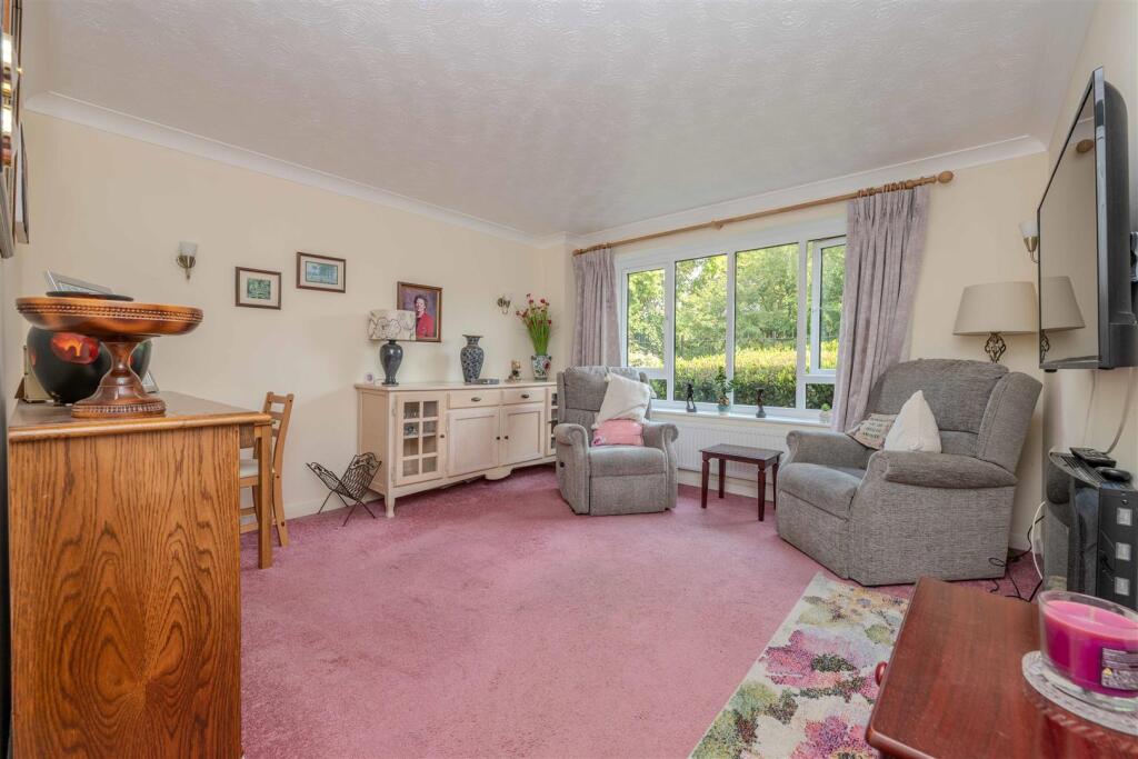 Additional image 11 of Chestnut Walk, Henley-In-Arden