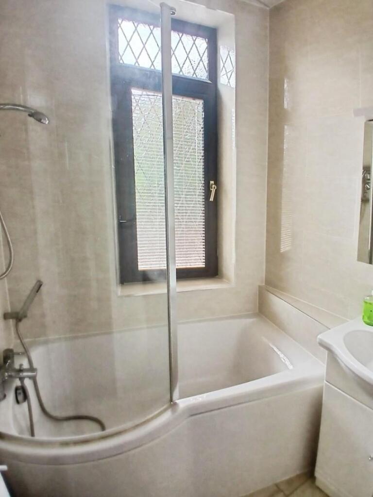 Additional image 13 of Fourlands Road, Bradford