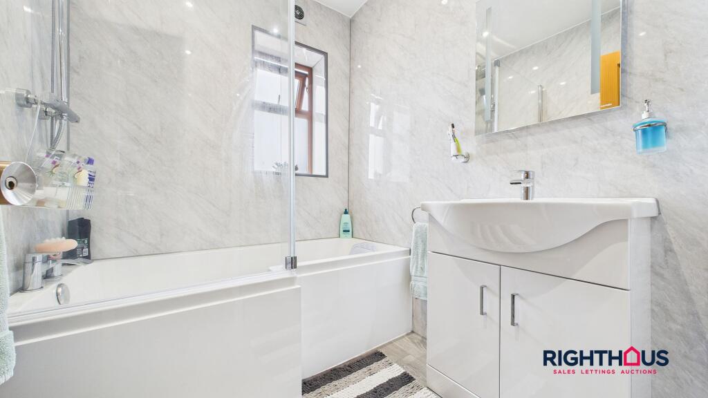 Additional image 10 of Huddersfield Road, Wyke, BD12