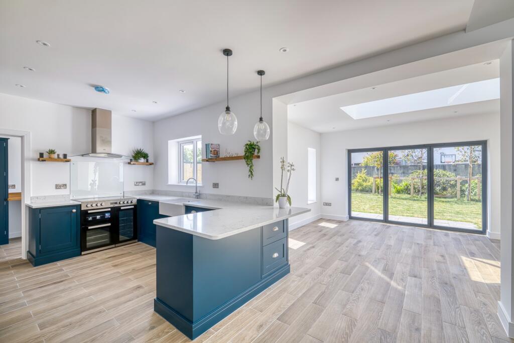 Additional image 2 of Overleigh, Street, Somerset, BA16