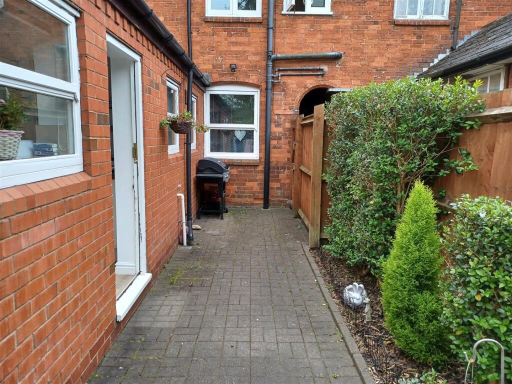 Additional image 8 of Station Road, Knowle, B93 0HJ