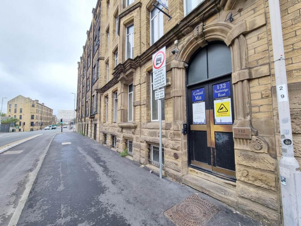 132 Sunbridge Road , Bradford , West Yorkshire
