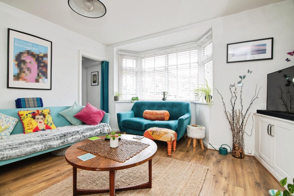 Additional image 4 of Elizabeth Crescent, Oldbury, B68