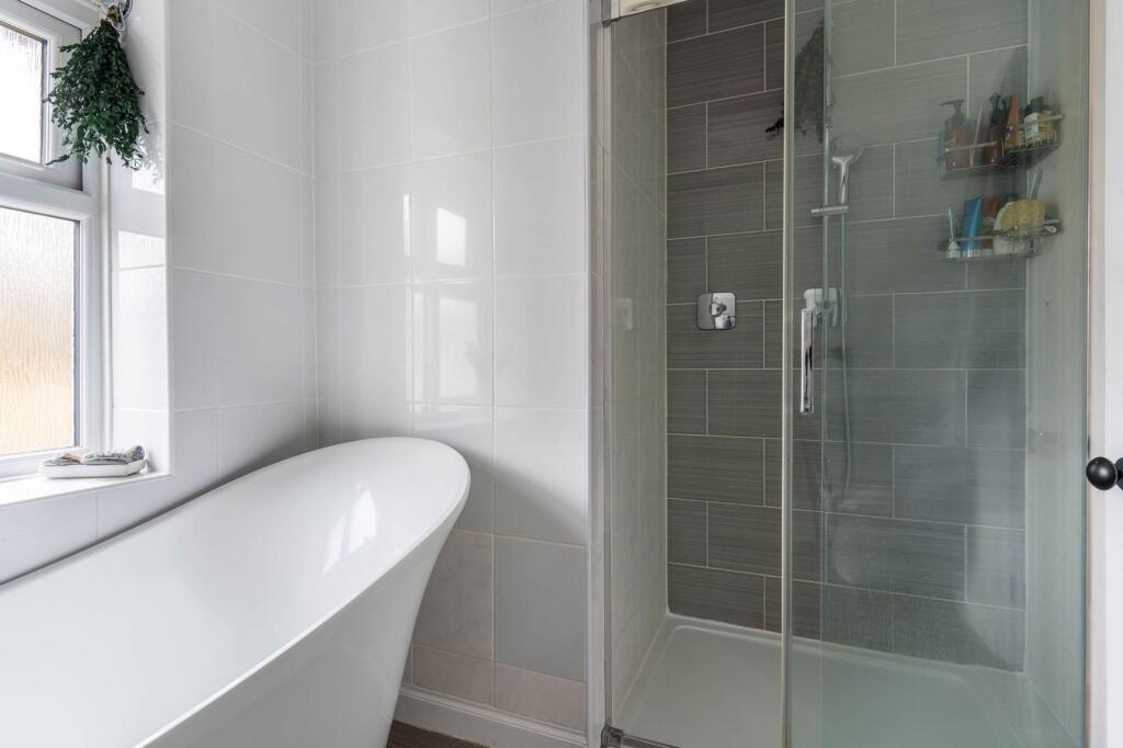 Additional image 16 of Warren Lane, Lickey, B45