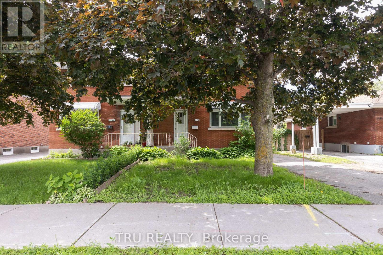 1152 WOODROFFE AVENUE|Ottawa, Ontario K2C2T1